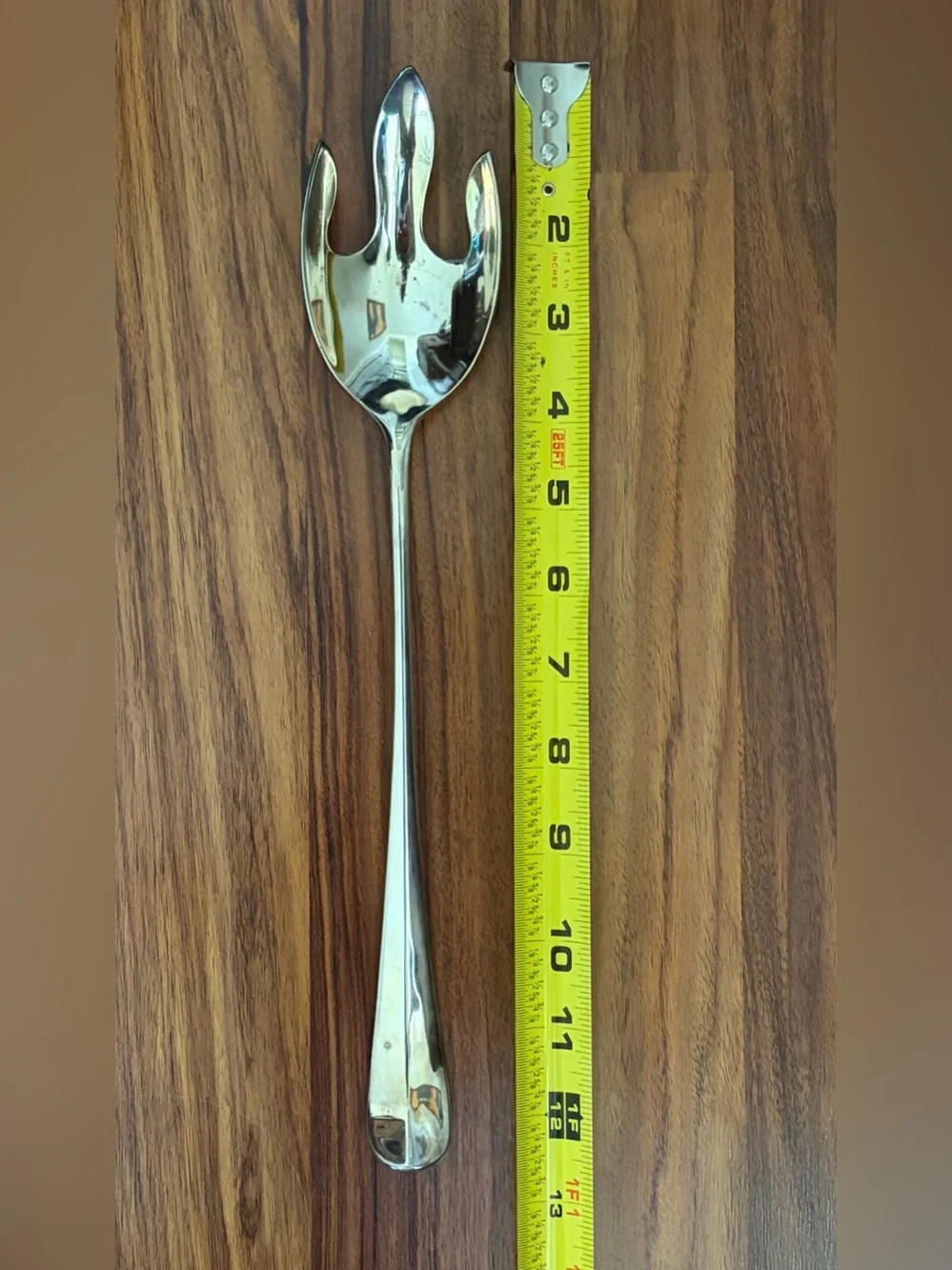 International Silver Co Silverplate Salad Serving Fork 12” Tulip Design